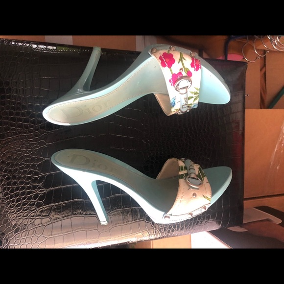 Dior Sandal - Picture 4 of 5